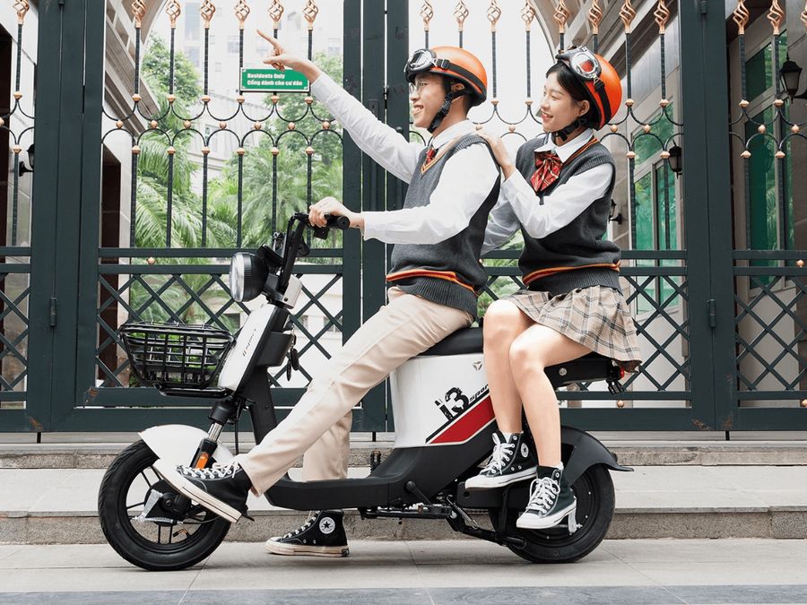 Xe Đạp ĐIện Hết Pin Giữa Đường
