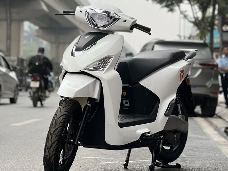 Xe máy điện YADEA V002 (VFV)