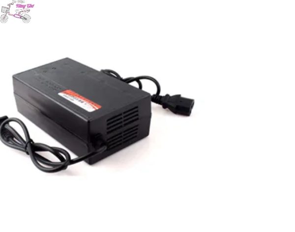 Sạc Xe Điện 48V – 12Ah
