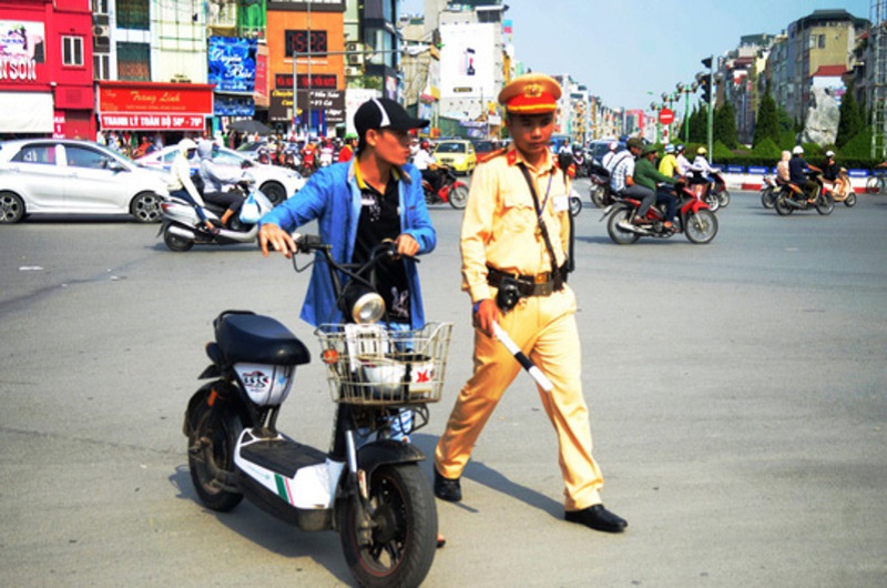 đi xe đạp điện có bị thổi nồng độ cồn