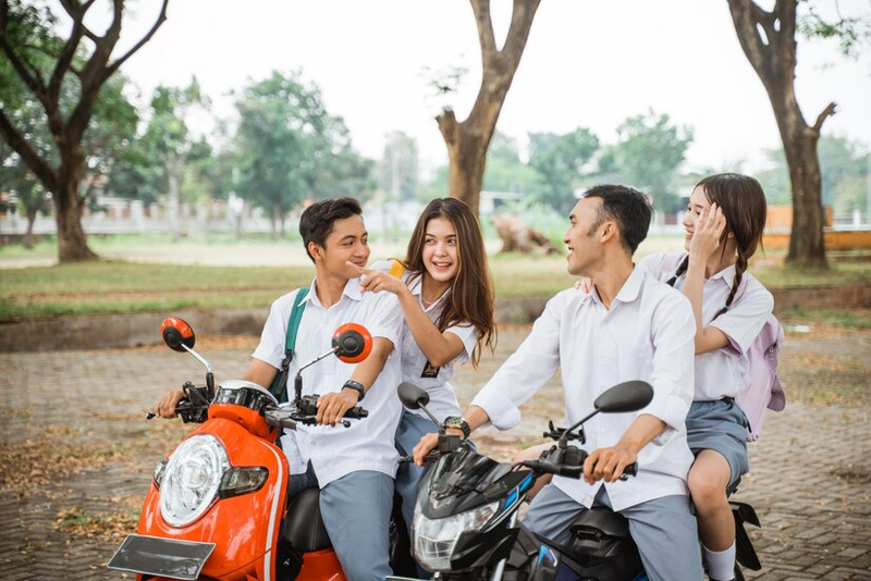lớp 10 có được đi xe 50cc không