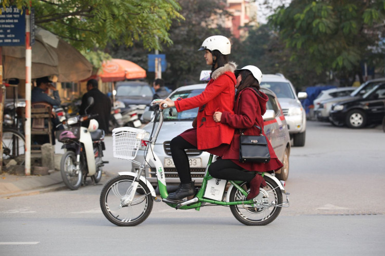cách đi xe đạp điện