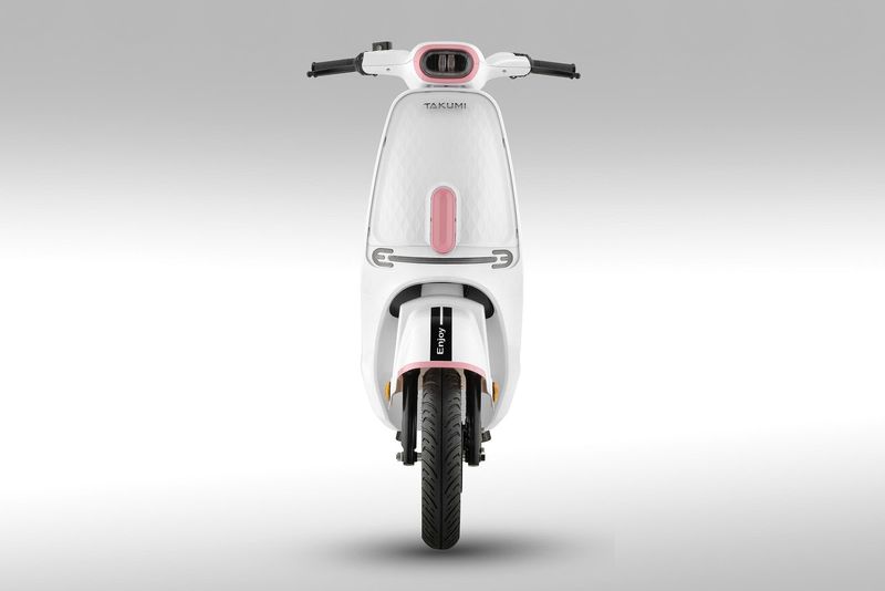 Xe đạp điện thời trang dưới 15 triệu Takumi VC Pro