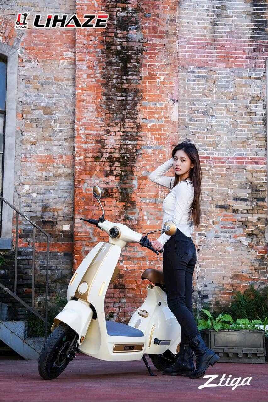 Xe đạp điện thời trang đẹp cho nữ hotgilr