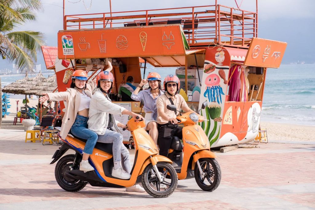 Xe máy điện bao nhiêu tuổi được đi