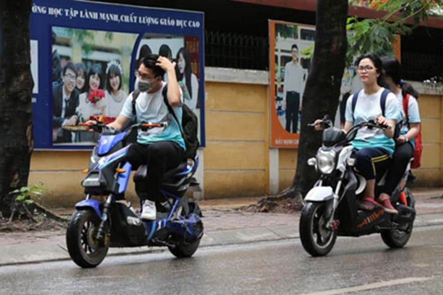 Xe máy điện là gì?