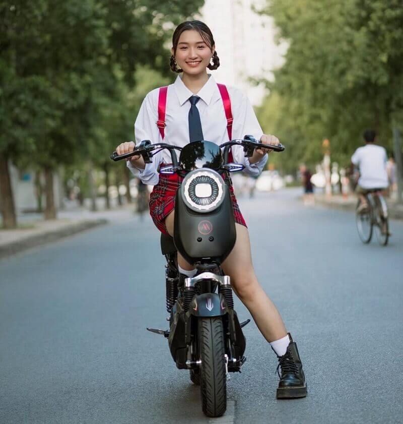 Xe đạp điện thời trang cho học sinh cấp 2