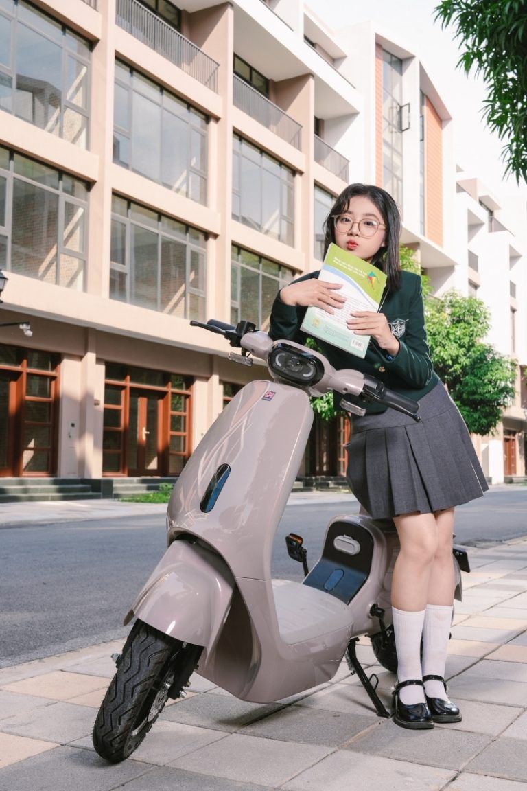 Xe điện osakar của nước nào?