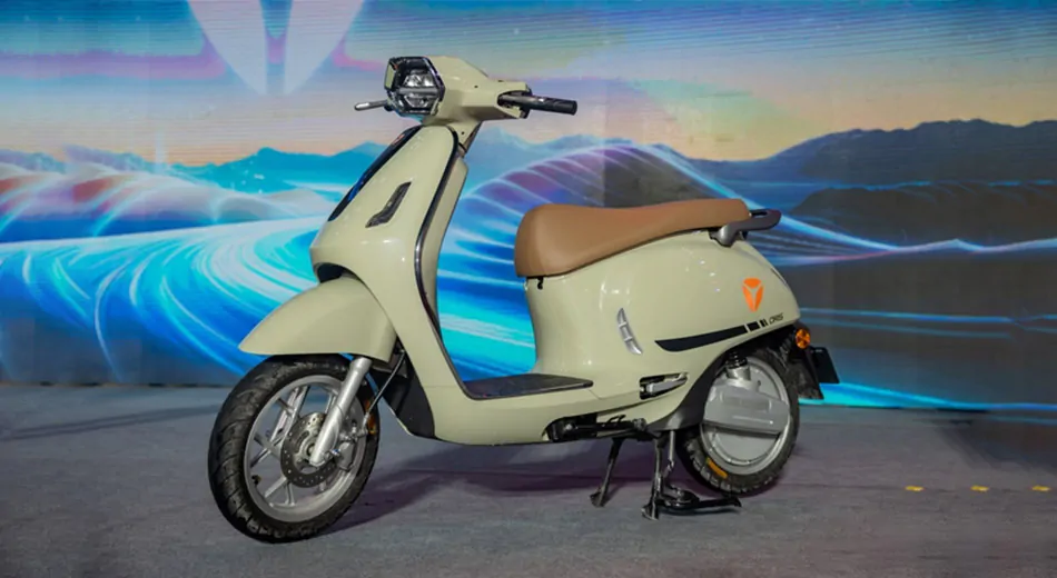 Dịch vụ cho thuê xe máy điện Yadea Oris H